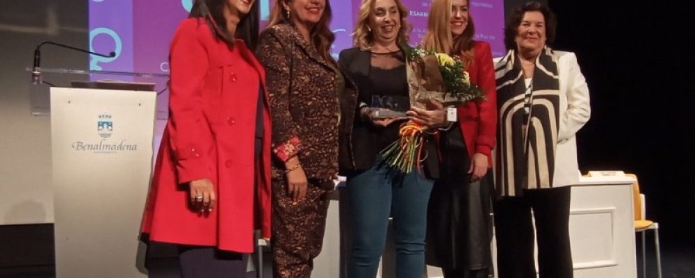 LOLA GARCÍA Y CINTIA MANZANO, EMPRESARIAS GALARDONADAS POR ACEB EN EL ACTO DEL DÍA DE LA MUJER