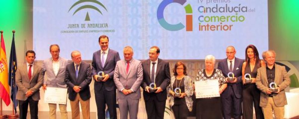 LA ASOCIACIÓN CENTRO COMERCIAL ABIERTO DE BENALMÁDENA, PREMIO ANDALUCÍA DEL COMERCIO INTERIOR