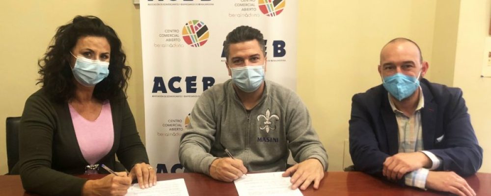 ACEB Y ACCAB FIRMAN UN CONVENIO CON MASINI ALUMINIOS Y CRISTALERÍA, CON DESCUENTOS DEL 15%