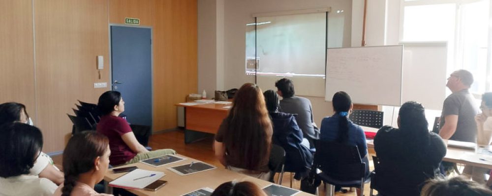 LA SEDE DE ACEB-ACCAB ACOGE EL CURSO DE AUXILIAR DE COMERCIO, DEL PROGRAMA INCORPORA