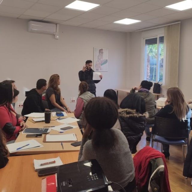 UN TOTAL DE 25 ALUMNOS SE FORMAN COMO PERSONAL DE SALA Y LIMPIEZA EN EL PROGRAMA INCORPORA, EN LA SEDE DE ACEB-ACCAB   