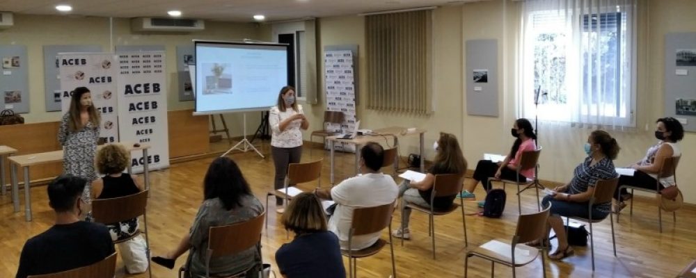 LA SEDE DE ACEB-ACCAB ACOGE EL TALLER GRATUITO ‘REDES SOCIALES PARA COMERCIOS’