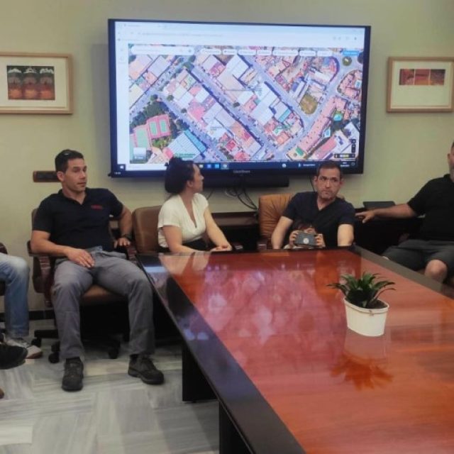 ACEB Y EMPRESARIOS DEL POLÍGONO INDUSTRIAL SE REÚNEN CON EL ALCALDE PARA ABORDAR SUS PROPUESTAS DE MEJORA