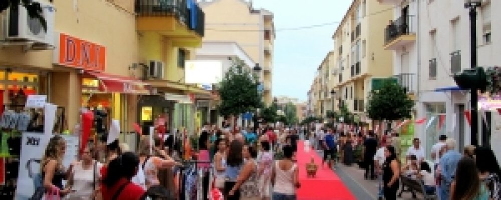 ROTUNDO ÉXITO DE ORGANIZACIÓN Y PARTICIPACIÓN EN EL PRIMER OUTLET LAS FLORES ORGANIZADO POR LA ACEB