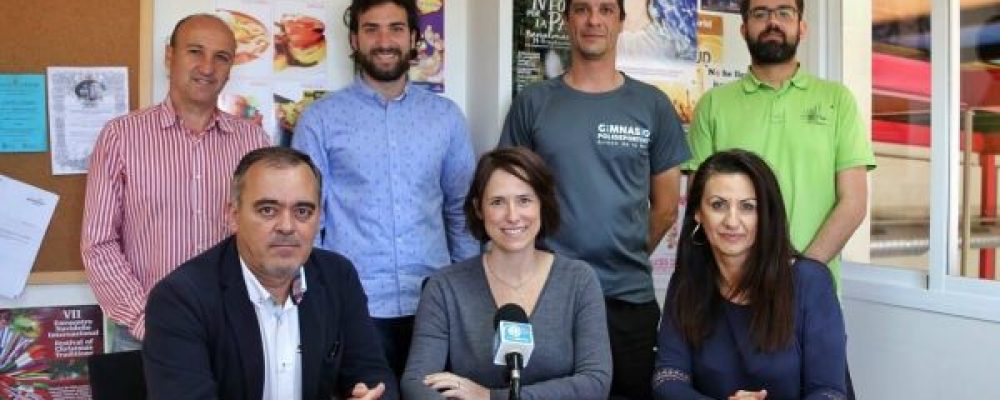 REACTIVAN EN BENALMÁDENA EL PROGRAMA DEL CARNET JOVEN, CON DESCUENTOS EN LOS COMERCIOS LOCALES
