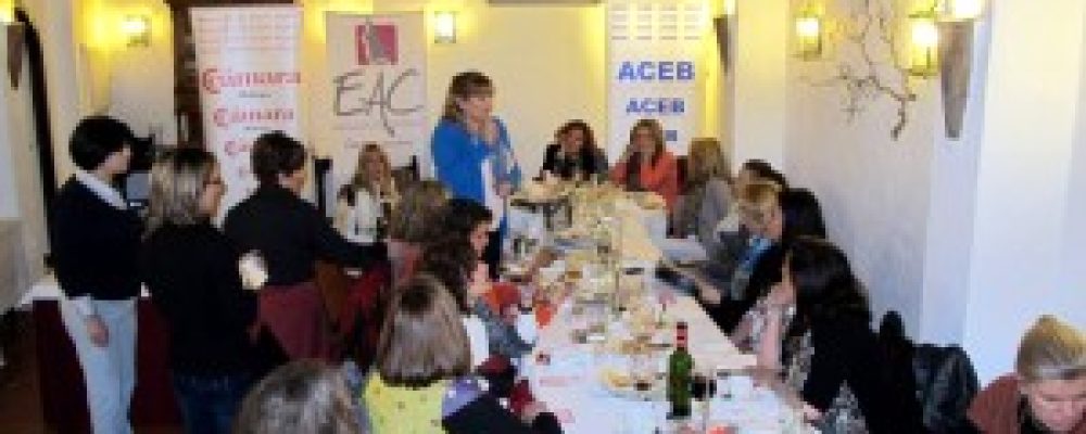 Éxito del primer encuentro de mujeres