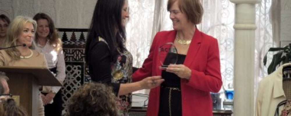 Socias distinguidas por la ACEB en el Día de la Mujer Asociada