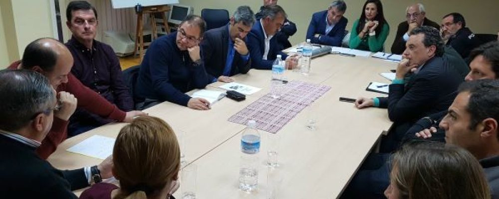 BENALMÁDENA Y TORREMOLINOS AÚNAN ESFUERZOS Y CREAN UNA MESA DE TRABAJO CONTRA LA VENTA AMBULANTE ILEGAL