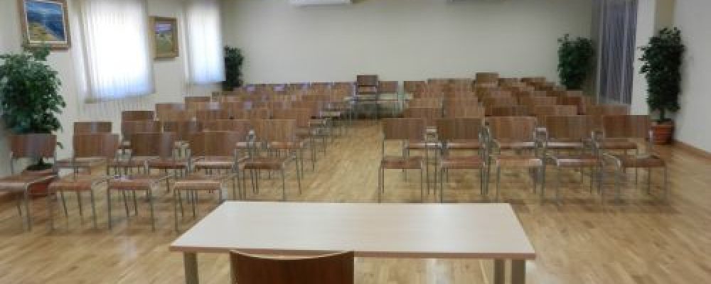 Se alquilan salas para eventos